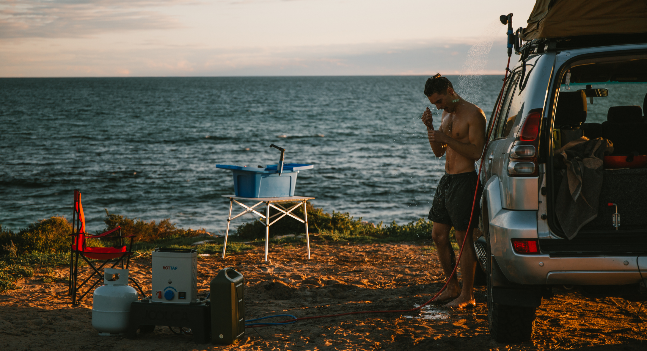 An Essential Buyer's Guide for Portable Showers